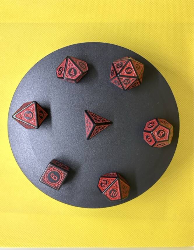 DND FRP 7’li Zar Seti – Kırmızı Renkli | Dungeons & Dragons Masaüstü RPG Oyun Zarı Seti - 2