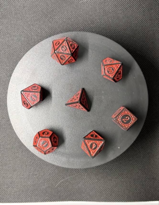 DND FRP 7’li Zar Seti – Kırmızı Renkli | Dungeons & Dragons Masaüstü RPG Oyun Zarı Seti - 7