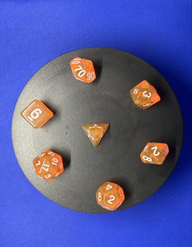 DND FRP 7’li Zar Seti – Şeffaf Turuncu | Dungeons & Dragons Masaüstü RPG Oyun Zarı Seti - 5
